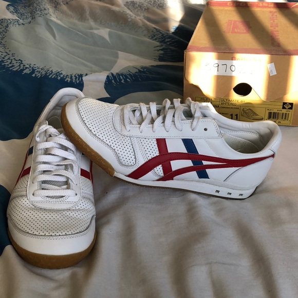 men's asics ultimate 81